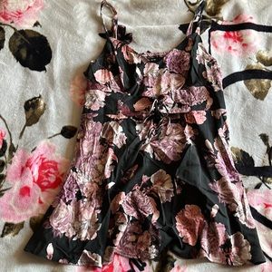 Torrid Floral Print Size 0 Tank Top Shirt
